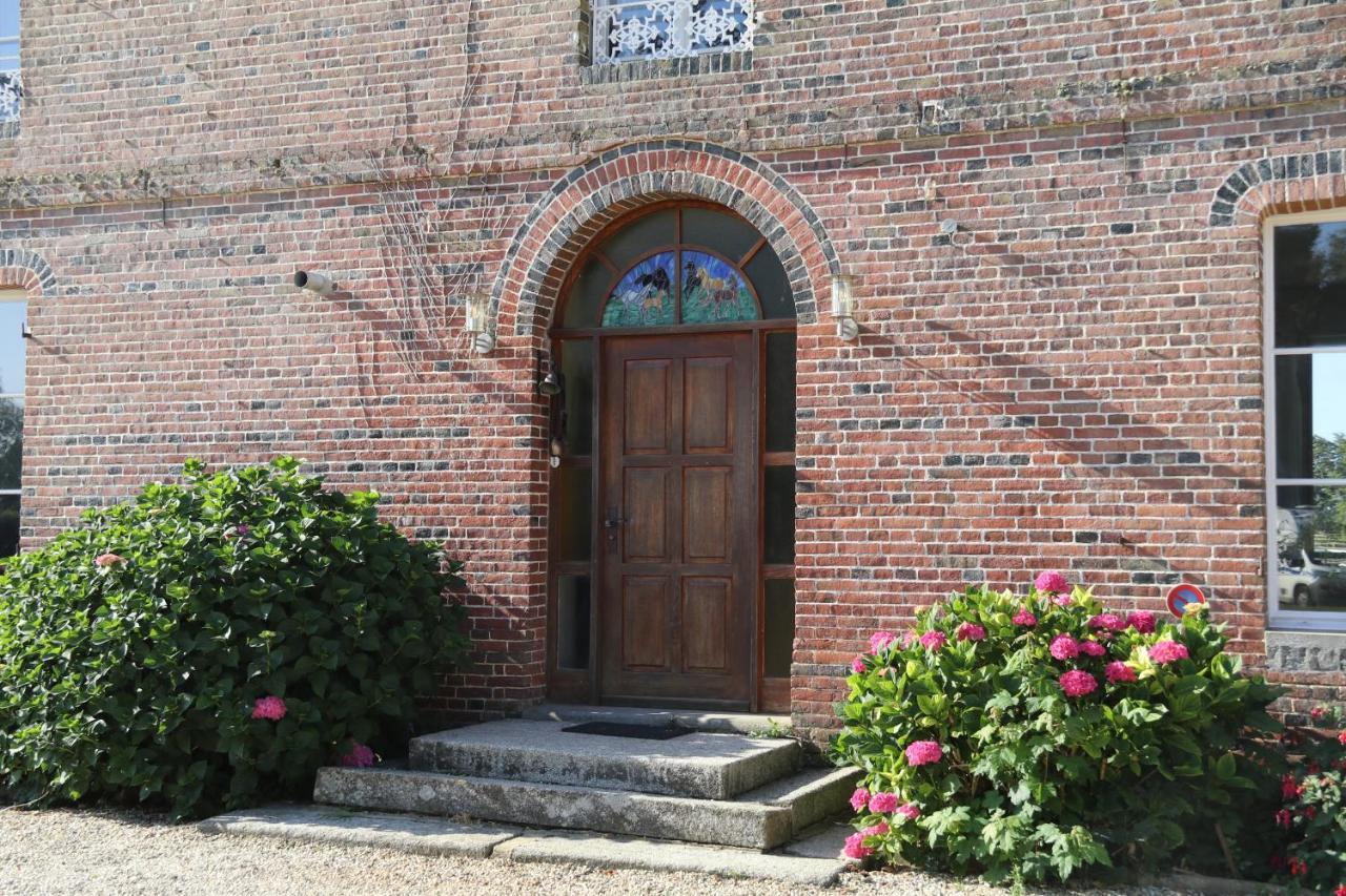 Manoir Du Taillis Acomodação com café da manhã Heugon Exterior foto